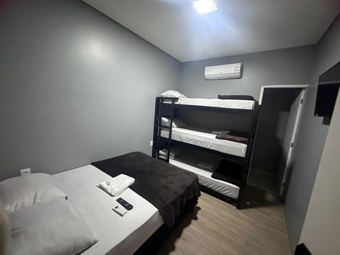 Bedroom 5, ON HOSTEL II Gru Aeroporto Translado 24 hs, Guarulhos