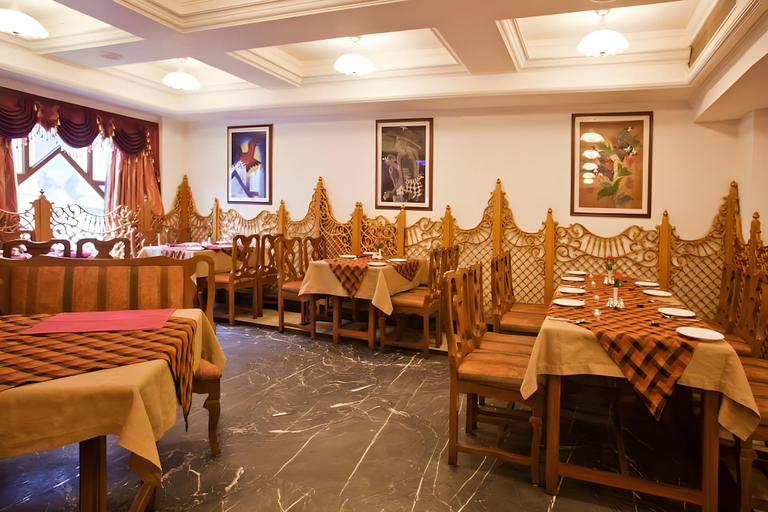 Food & Drinks 4, Vestin Park Chennai Hotel, Chennai