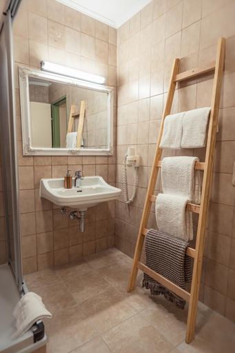Bathroom 3, Seegasthof Gamsjaga, Salzburg Umgebung