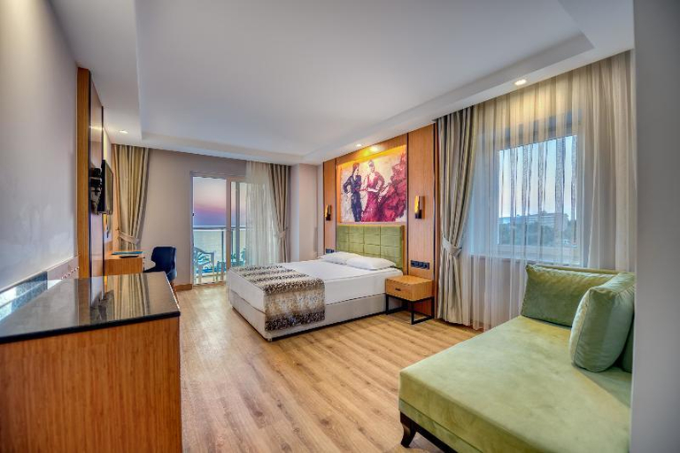 Bedroom 3, Sealife Buket Resort & Beach Hotel, Manavgat