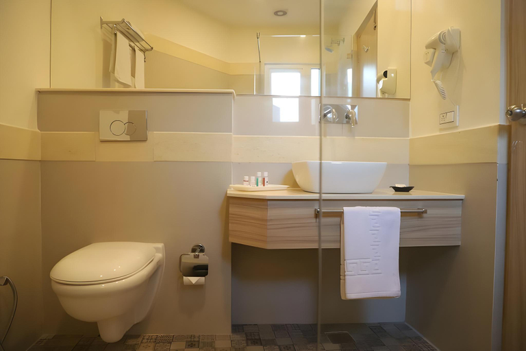 Bathroom 4, Townhouse Oak Rajpur Road Dehradun Formerly Mayvillas, Dehradun