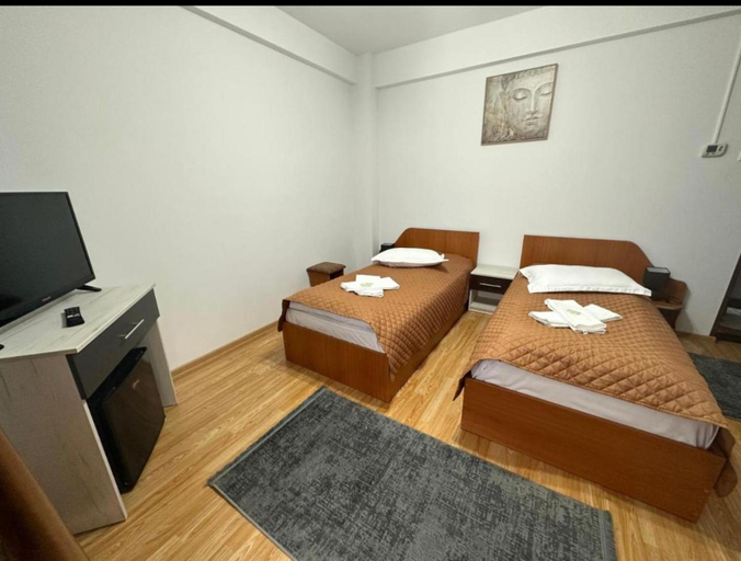 Others 2, Casa Rustic Pitesti 2, Pitesti