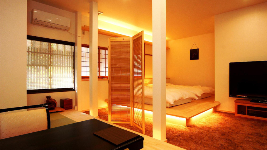 Bedroom 2, Hotakajo, Azumino