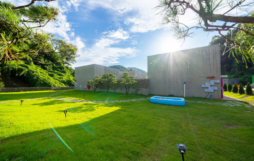 Others 3, Sejong DMZ Poolvilla, Yeongi