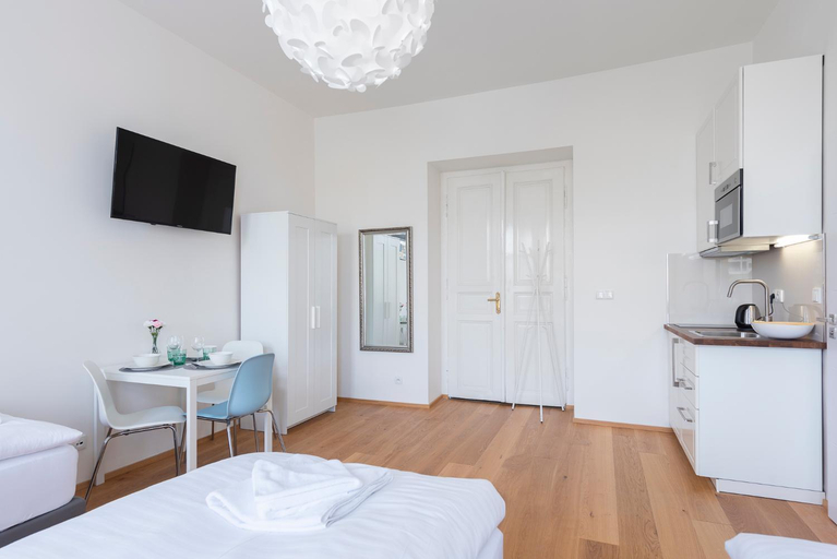 Facilities 5, Residence Tesnov Apartments Near The Old Town - Easy Self Check in, Praha 7