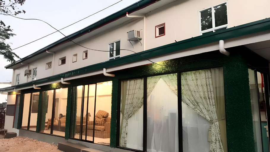 Exterior & Views 2, Wendy's Apartelle, Malay