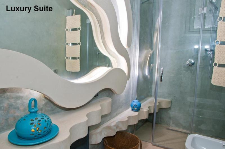 Bathroom 4, Antica Masseria Rottacapozza Hotel, Lecce
