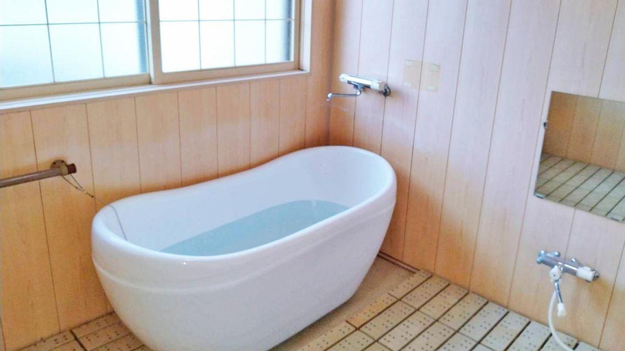 Bathroom, Hotel Ryusendo Aizan, Iwazumi