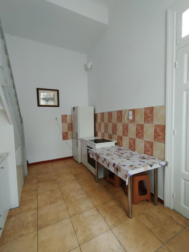 Others 3, Apartment Atiki metro shared bathroom and kitchen, Attica