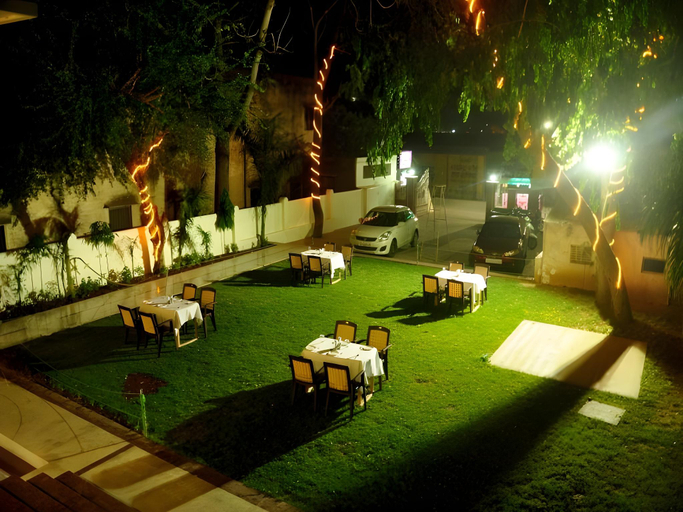 Food & Drinks 5, Hotel Royal Heritage, Sirohi