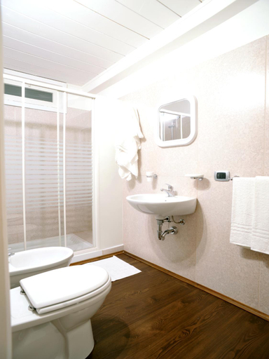 Bathroom 2, B&B Il Falco, Barletta-Andria-Trani