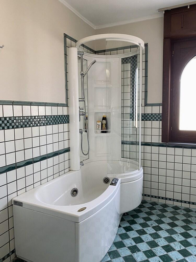 Bathroom 4, Palazzo Excelsus, Napoli