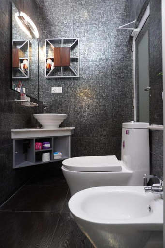 Bathroom, Fortview International Hotel, Galle Four Gravets