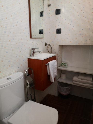 Bathroom 2, hospederia rincon de leon, León