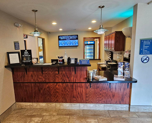 Public Area 2, Cobblestone Inn and Suites, Waupaca