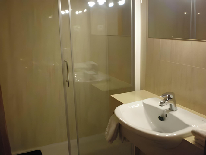 Bathroom 4, Malacosta A - MC Apartments Ibiza, Baleares
