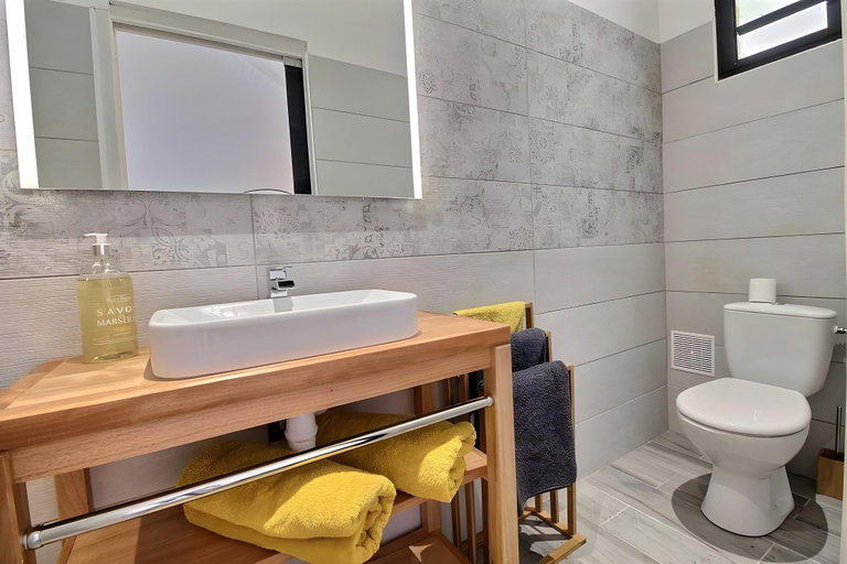 Bathroom 3, EDEN FOREST VILLA, Pointe-Noire