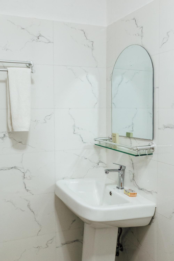 Bathroom 4, Shoki Shoki Guest House, Mjini