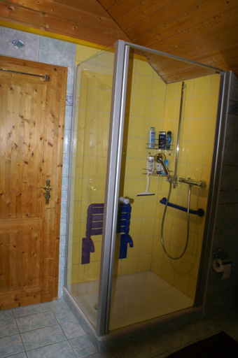 Others 5, Vreni's Gastezimmer, Thierstein