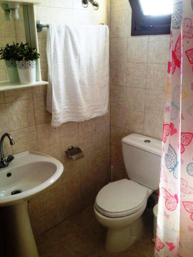 Bathroom 5, Villa Maria Apartments, Central Macedonia