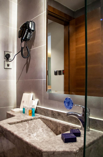 Bathroom 5, New Level Hotel, Makkah