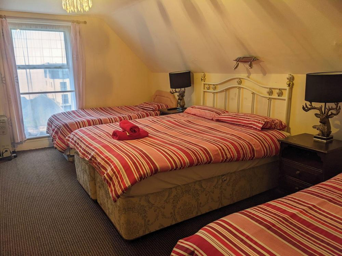 Bedroom 2, Altavia Hotel, Isle of Wight