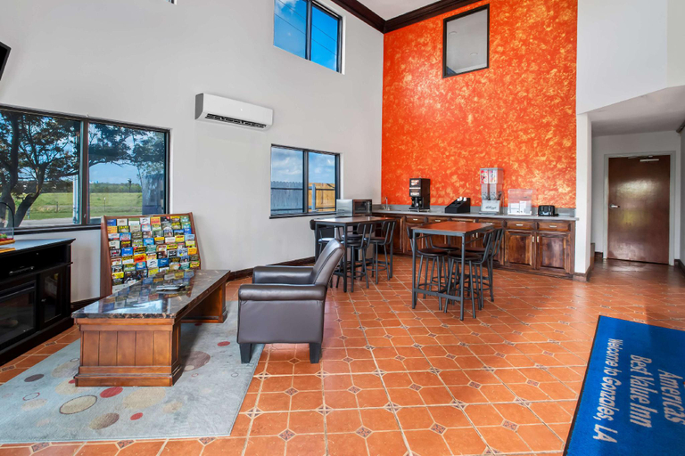 Public Area 3, Americas Best Value Inn Gonzales, Ascension