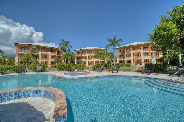 Sport & Beauty 4, The Villas at Cocoplum