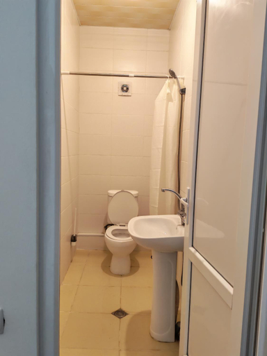 Bathroom 4, Guest house O'live, Gardabani
