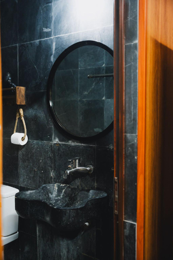 Bathroom 4, Amazing Ninh Binh Garden, Hoa Lư