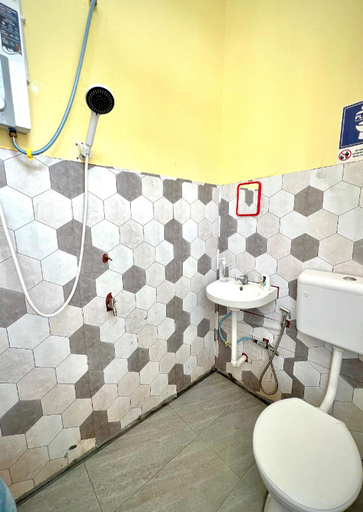 Bathroom 5, Afie Hostel KLIA Airport Transit, Sepang