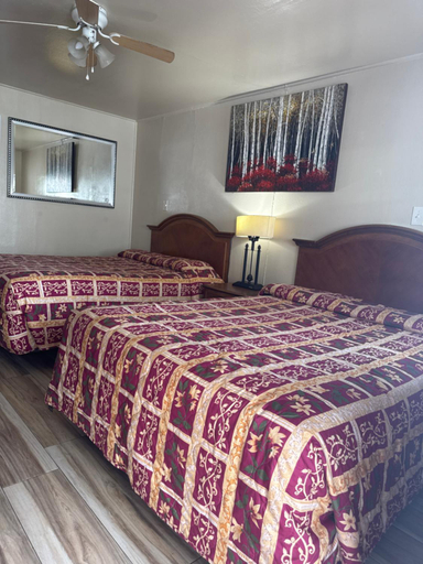Bedroom 2, Jerry's Motel Of Oakdale, Stanislaus