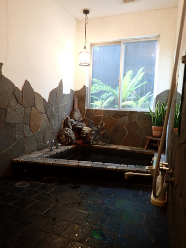 Bathroom 5, Pension Belnina, Hakuba