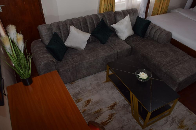 Bedroom 3, Zarita Boutique Airport Hotel, Mavoko