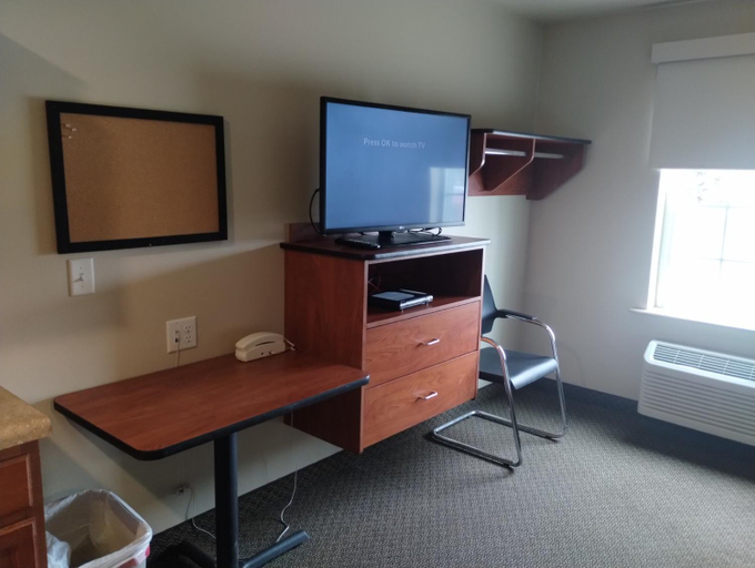 Facilities 1, Suburban Studios Extended Stay Hotel, McKenzie