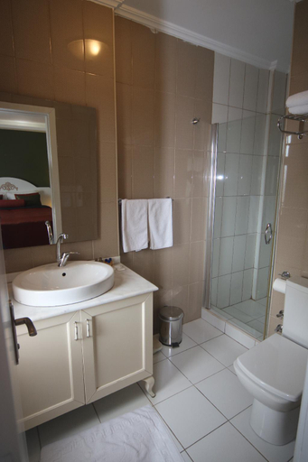 Bathroom 3, Hotel Taksim Home, Beyoğlu
