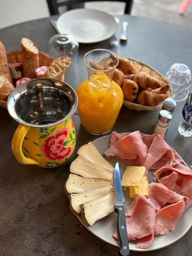 Food & Drinks 4, Auberge du Cézallier, Cantal