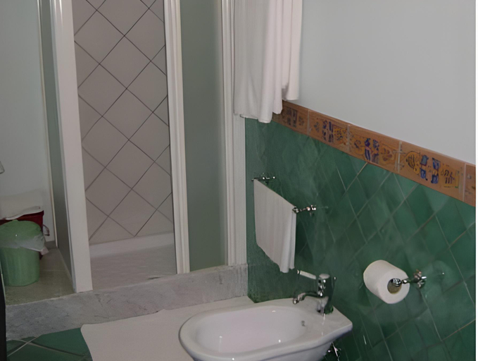 Bathroom 3, B&B Sciabake, Palermo