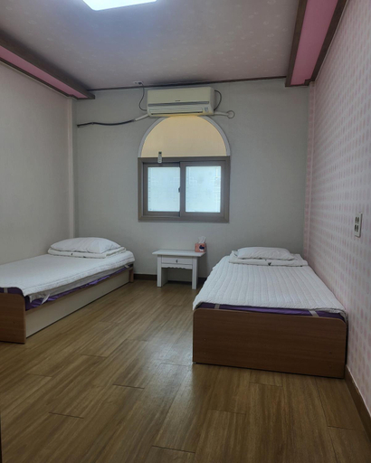 Bedroom 3, Gyeongju Guesthouse Friend, Gyeongju
