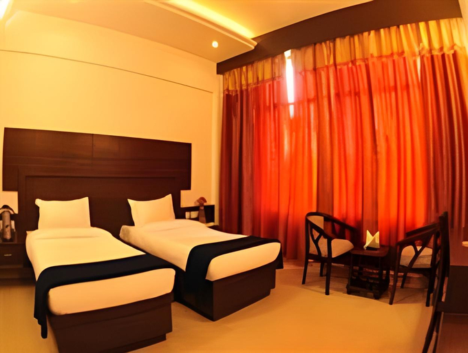 Bedroom 2, Madhu Resorts, Agra