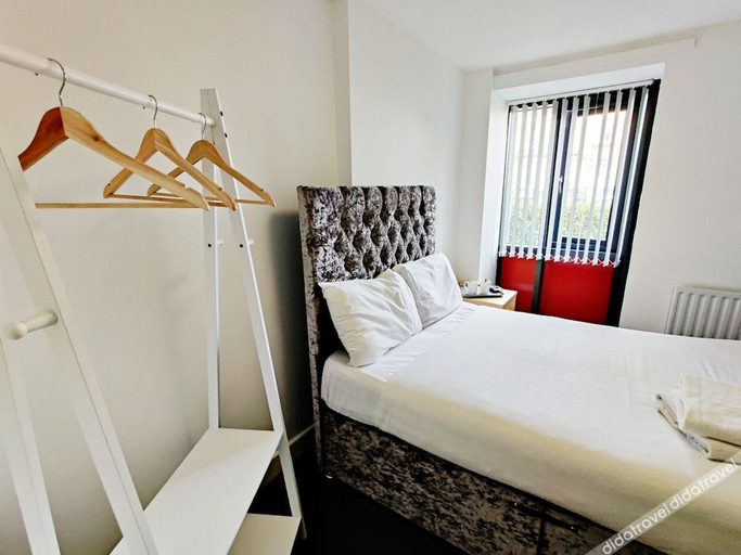 Bedroom 3, Accommodation Bradford, Bradford