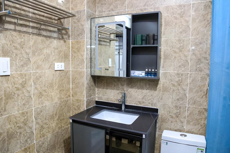 Bathroom 3, Lucky Tito Coron Dive Resort, Coron
