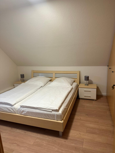 Bedroom 3, Landgasthof "Zum grunen Walde", Cuxhaven