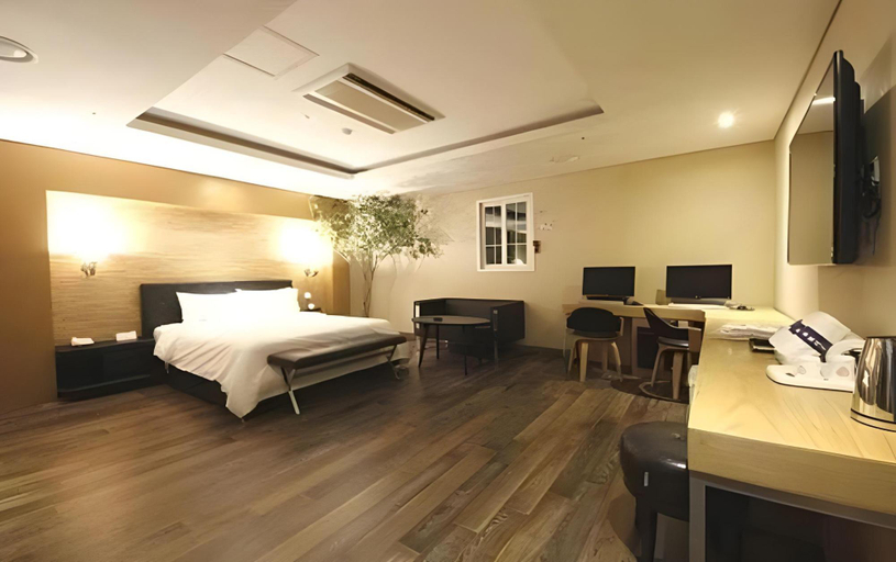 Bedroom 2, Hwagok De Urban, Gangseo