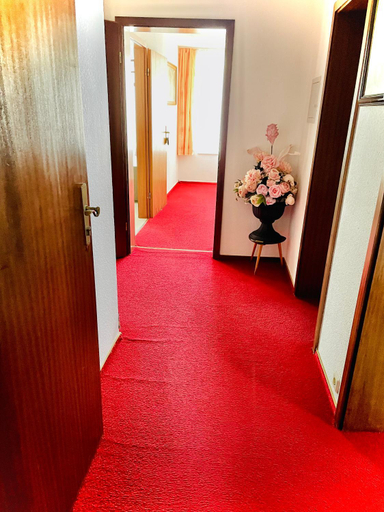 Others 5, Just Pension & Bar, Nordwestmecklenburg