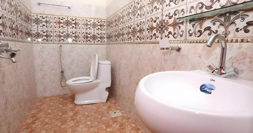 Bathroom 3, AK Hotel Of Guest House, Lahore