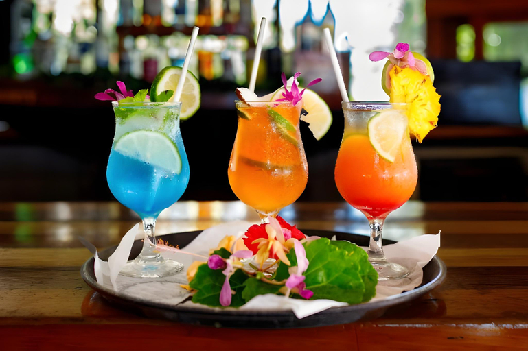 Food & Drinks 5, Belo Vula Island Resort, Ba