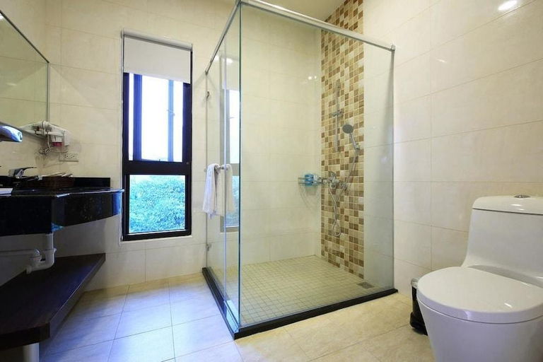 Bathroom 3, cloudspace, Hualien
