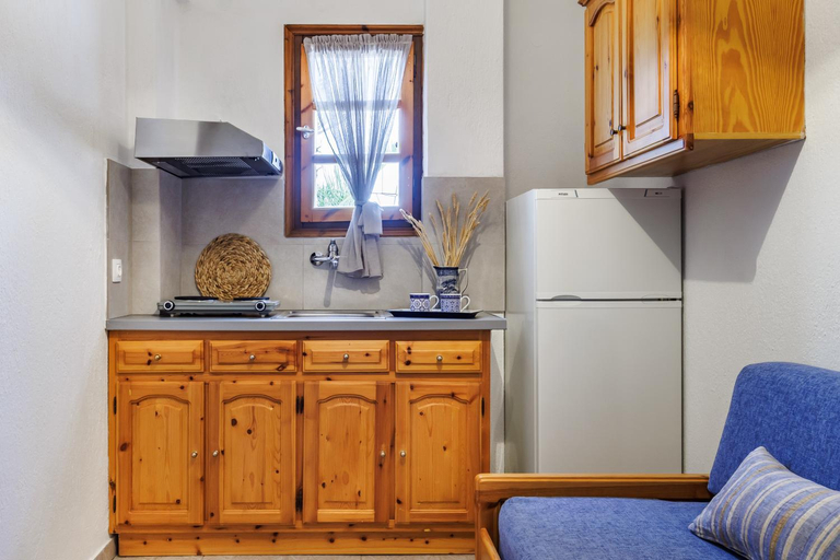 Others 4, Nikolaos studios apartments, Thessaly