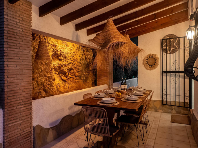 Food & Drinks 5, Villa Vista in Alcalali with swimmingpool and view, Alicante